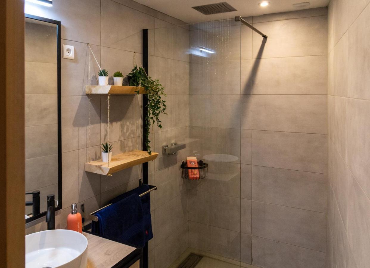 T2 Moderne Hypercentre 40M2, Au Pied De La Cathedrale Apartment ออช ภายนอก รูปภาพ